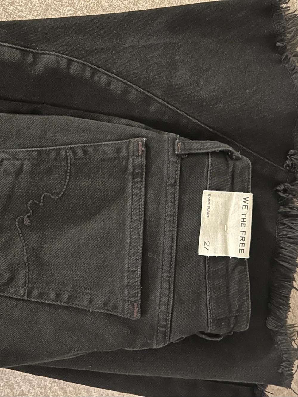 36. We The Free Emre Low-Rise
Flare Jeans 26 & 27 - Picture 11 of 16